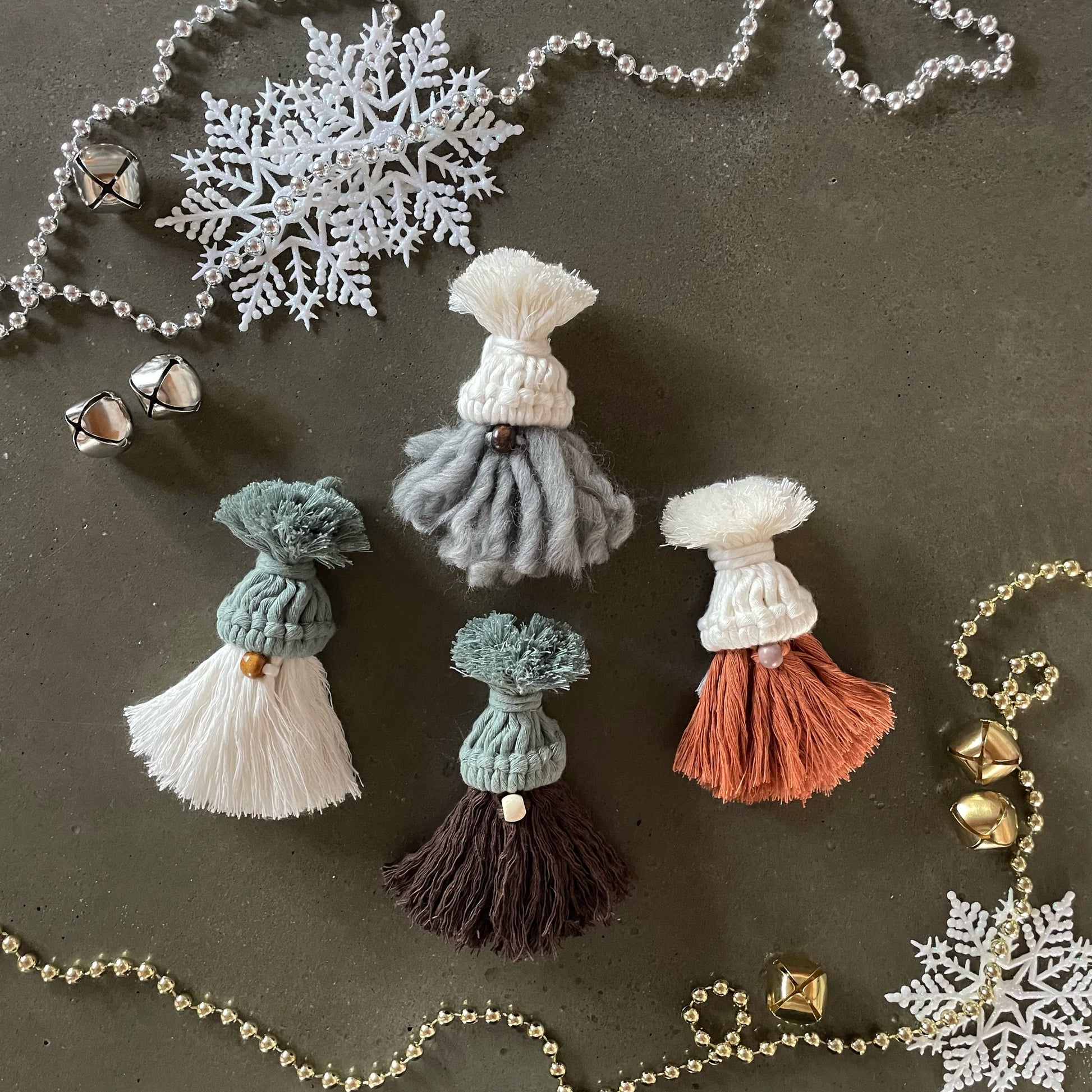 Gnomes with bead garland and snowflakes